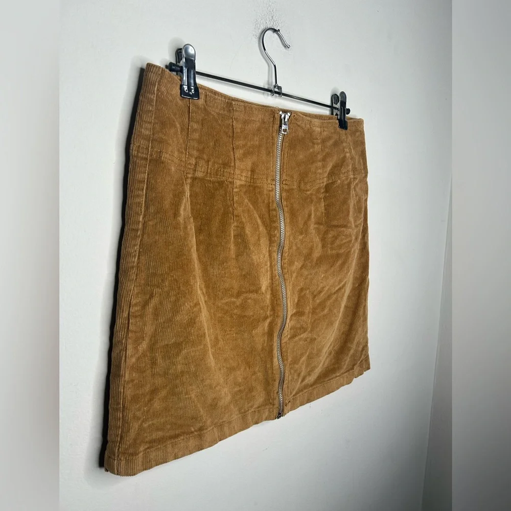 Corduroy Mini Skirt Front Zip Brown Stretch Wild Fable Size 6 M